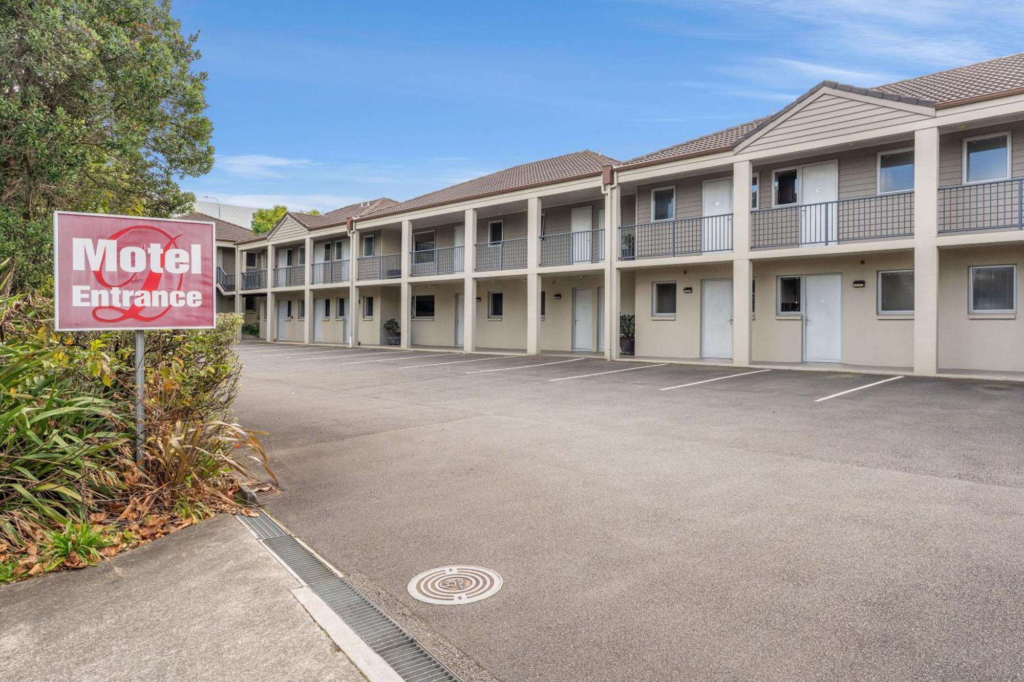 Dannemora Motor Inn Auckland Exterior photo